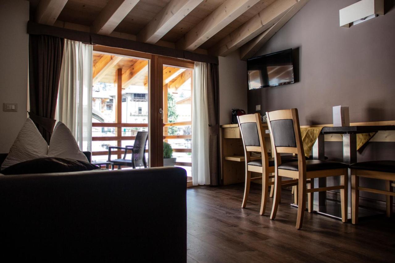 Dolcevita Ambiez B&B San Lorenzo Dorsino Exterior photo